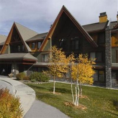 фото отеля Grand Canadian Resort Canmore