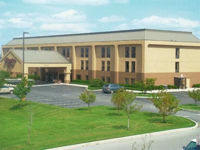фото отеля Hampton Inn Frostburg