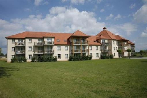 фото отеля Residhotel Golf Garden Residence Beaune Levernois