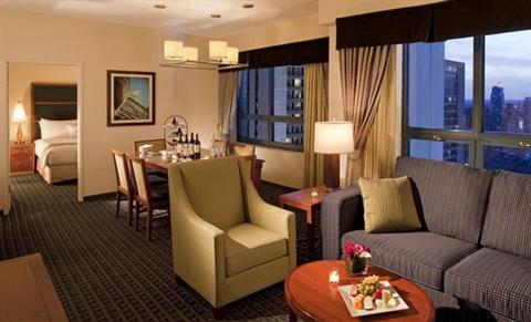 фото отеля Doubletree Guest Suites Times Square