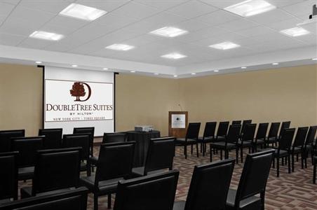фото отеля Doubletree Guest Suites Times Square