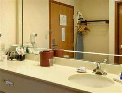 фото отеля Baymont Inn & Suites Cookeville