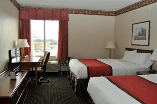 фото отеля Baymont Inn & Suites Cookeville
