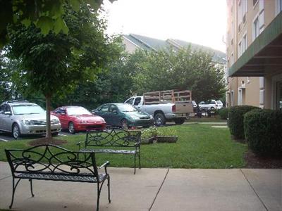 фото отеля Baymont Inn & Suites Cookeville