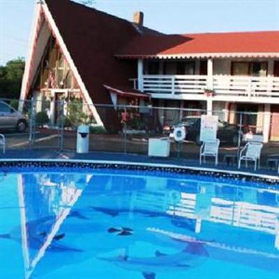 фото отеля Cape Shore Inn