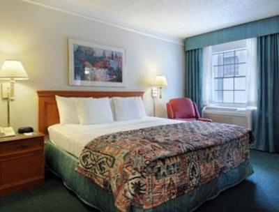 фото отеля Baymont Inn & Suites Wurzbach San Antonio