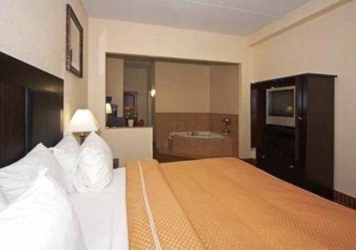 фото отеля Comfort Suites Morrow