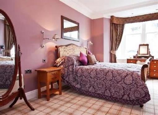 фото отеля Bowness Bay Suites