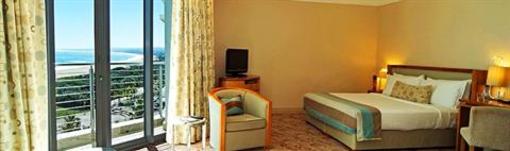 фото отеля Suncoast Hotel and Towers