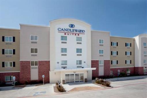 фото отеля Candlewood Suites San Antonio NW Near Seaworld