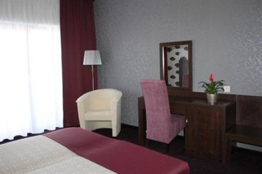 фото отеля Hotel Termalkristaly Aqualand