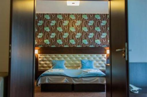фото отеля Hotel Termalkristaly Aqualand