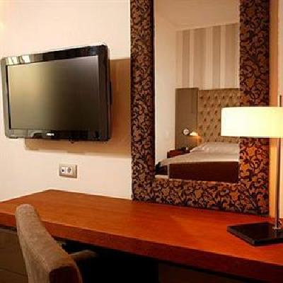фото отеля Iaki Hotel