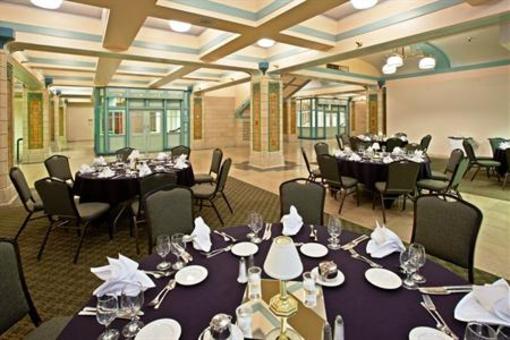 фото отеля Crowne Plaza Indianapolis Downtown Union Station