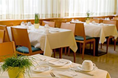 фото отеля Achat Hotel Karlsruhe
