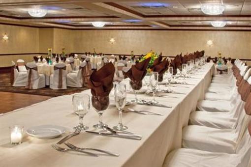 фото отеля Crowne Plaza Hotel Pittsburgh South