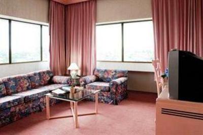 фото отеля Thumrin Thana Hotel