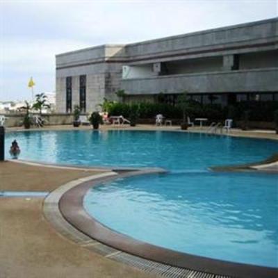 фото отеля Thumrin Thana Hotel
