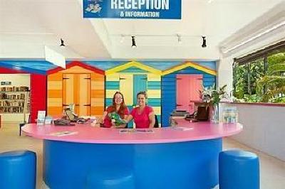 фото отеля By the Sea Apartments Port Douglas