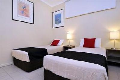 фото отеля By the Sea Apartments Port Douglas