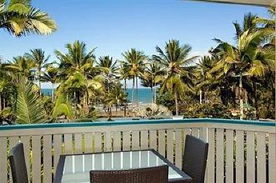 фото отеля By the Sea Apartments Port Douglas