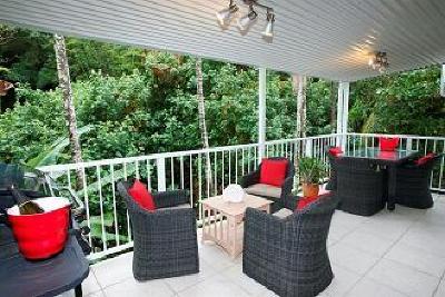 фото отеля By the Sea Apartments Port Douglas
