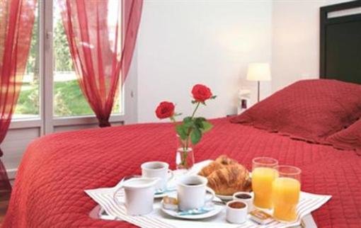 фото отеля Suites Village Saint Simon