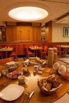 фото отеля Kyriad Hotel Centre Toulouse