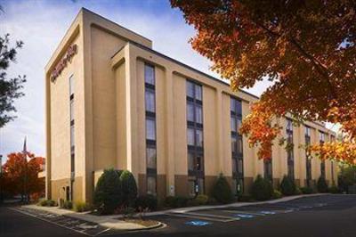 фото отеля Hampton Inn I-26 Biltmore Square