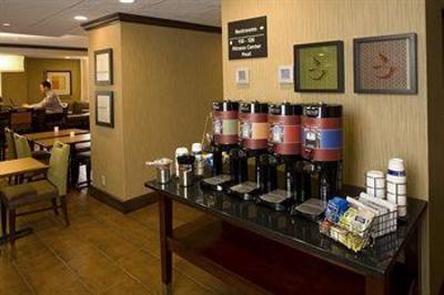 фото отеля Hampton Inn I-26 Biltmore Square