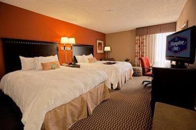 фото отеля Hampton Inn I-26 Biltmore Square