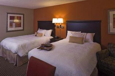 фото отеля Hampton Inn I-26 Biltmore Square