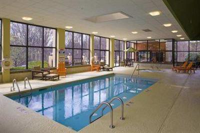 фото отеля Hampton Inn I-26 Biltmore Square