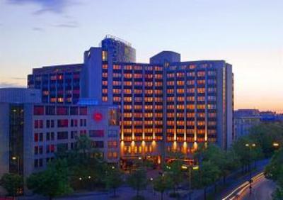 фото отеля Sheraton Muenchen Westpark Hotel