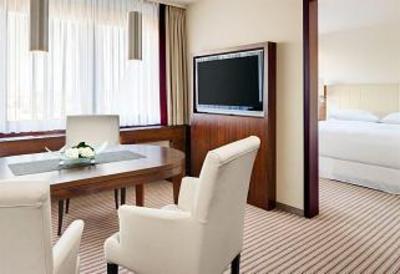 фото отеля Sheraton Muenchen Westpark Hotel