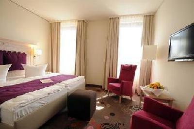 фото отеля DORMERO Schlosshotel