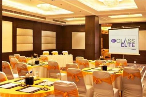 фото отеля Class Elite Gurgaon