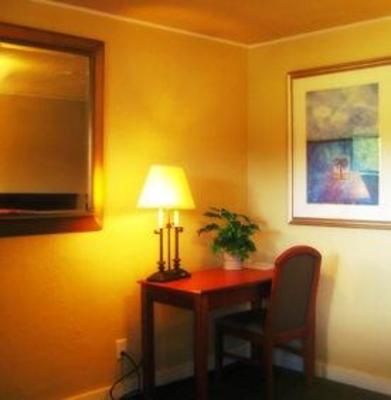 фото отеля Greenup Inn