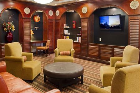 фото отеля DoubleTree by Hilton Berkeley Marina