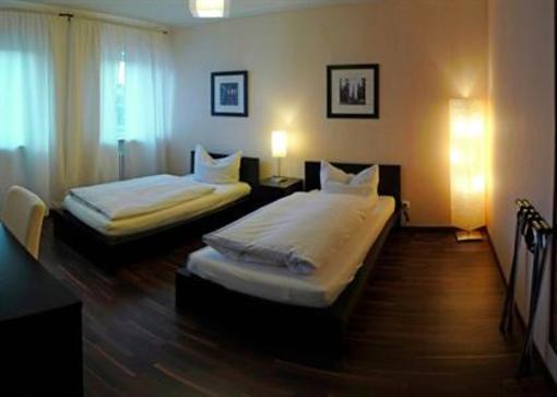 фото отеля Hotel Mader Ottobrunn