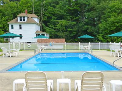 фото отеля Blackberry River Inn Norfolk (Connecticut)