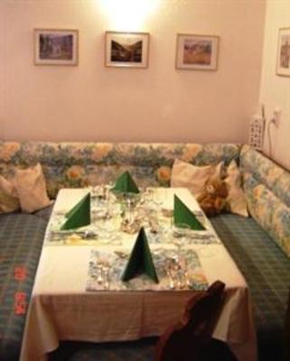 фото отеля Familien-Appartement Sonnenheim