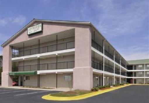 фото отеля Savannah Suites Chamblee