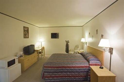 фото отеля Americas Best Value Inn Shelbina