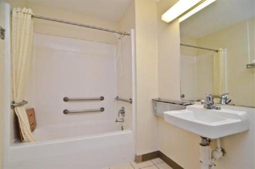 фото отеля BEST WESTERN Snyder Inn
