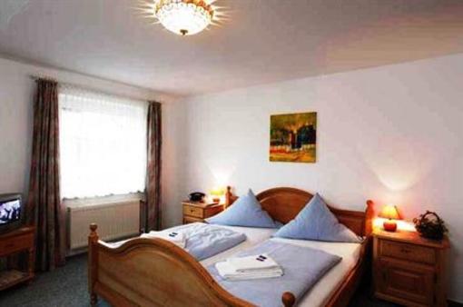 фото отеля Hotel Holsteinische Schweiz