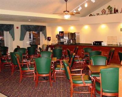 фото отеля AmericInn Lodge & Suites New London
