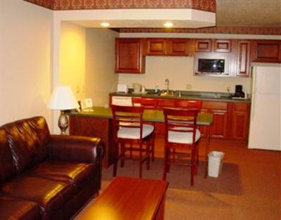 фото отеля AmericInn Lodge & Suites New London