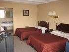 фото отеля Tecumseh Inn and Suites