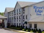 фото отеля River's Edge Inn